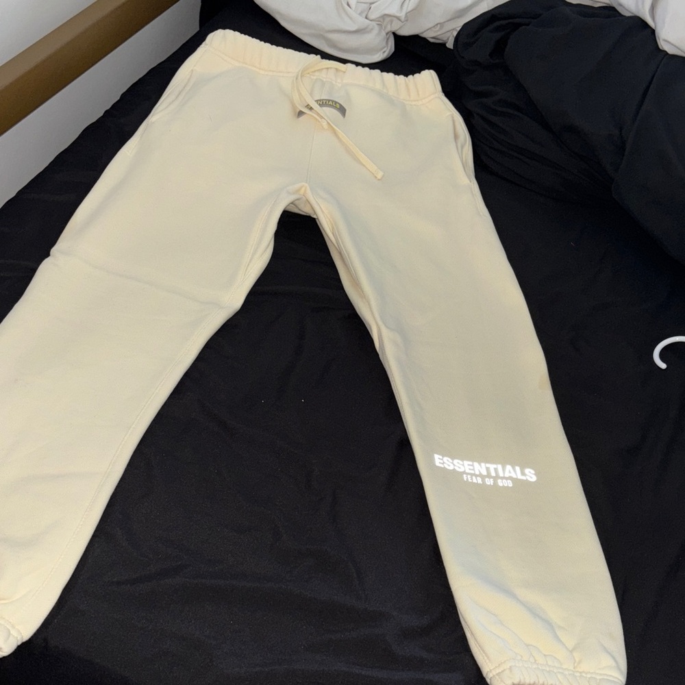 Essentials kids  Fear of God Cream Sweatpants